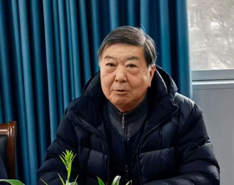 于德宏2.jpg 于德宏2.jpg